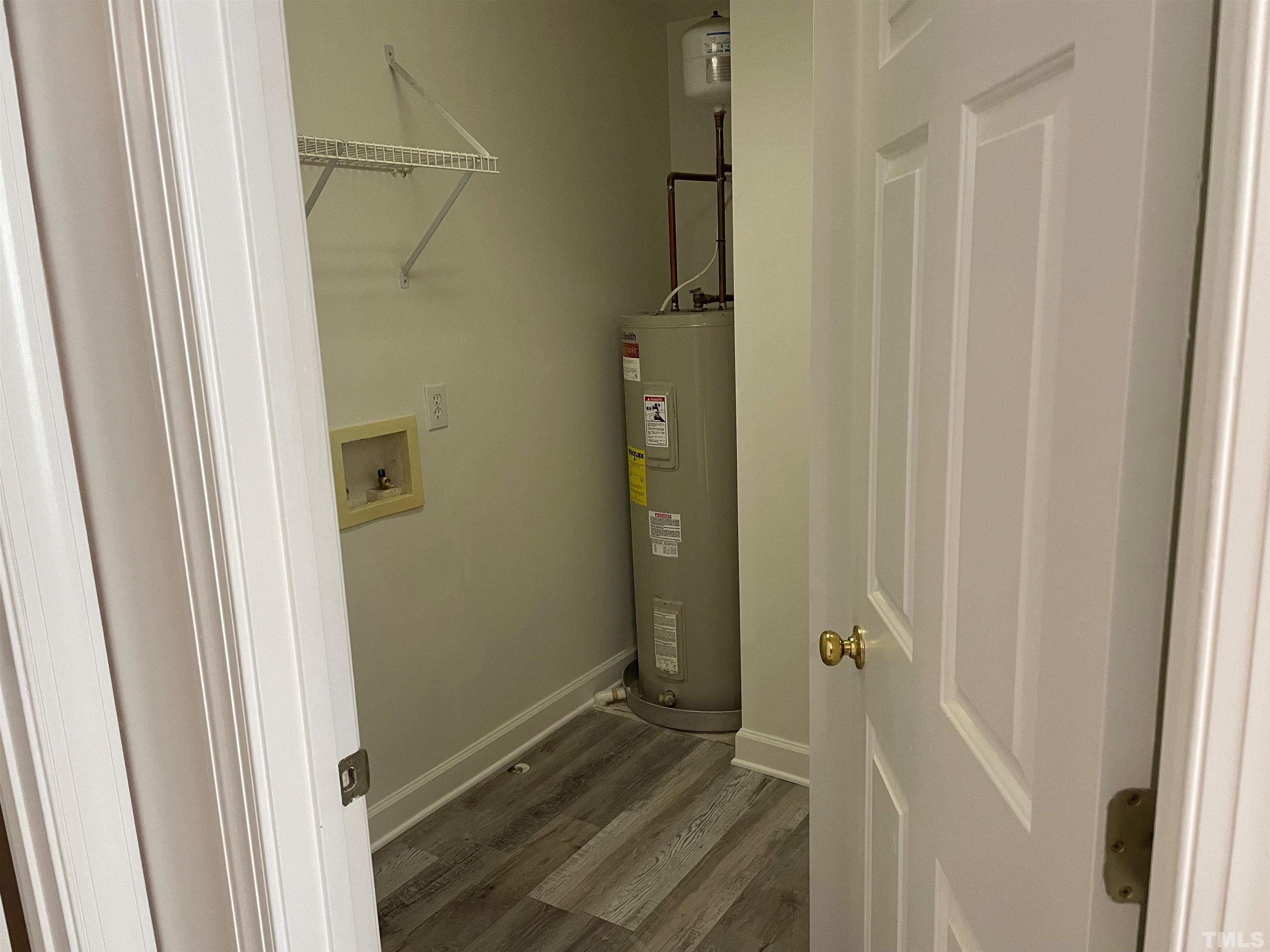 7018 Sandy Forks Road, Unit 202 Raleigh, NC 27615 - Photo 7 of 22 a view of a bathroom