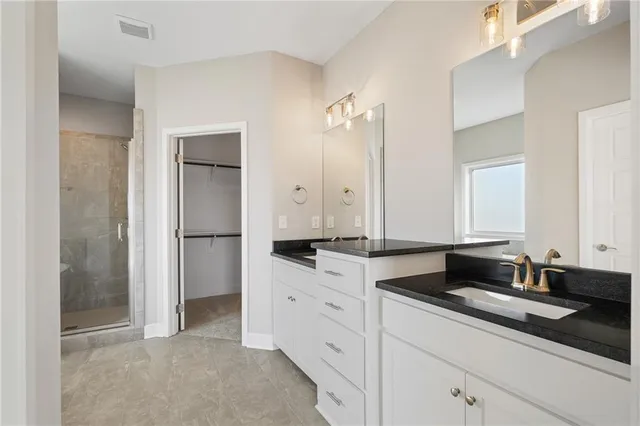 $603,460 | 7001 Northeast 103rd Street, Kansas City, MO 64156