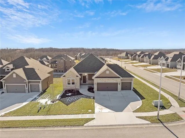 $603,460 | 7001 Northeast 103rd Street, Kansas City, MO 64156