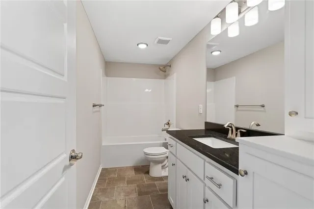 $603,460 | 7001 Northeast 103rd Street, Kansas City, MO 64156