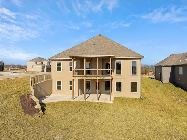 $603,460 | 7001 Northeast 103rd Street, Kansas City, MO 64156