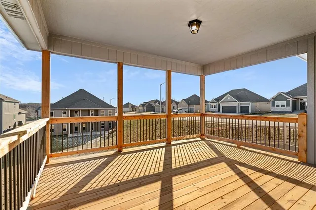 $603,460 | 7001 Northeast 103rd Street, Kansas City, MO 64156