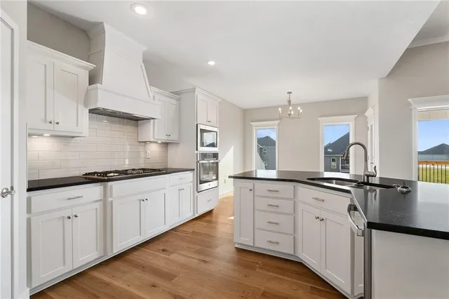 $603,460 | 7001 Northeast 103rd Street, Kansas City, MO 64156