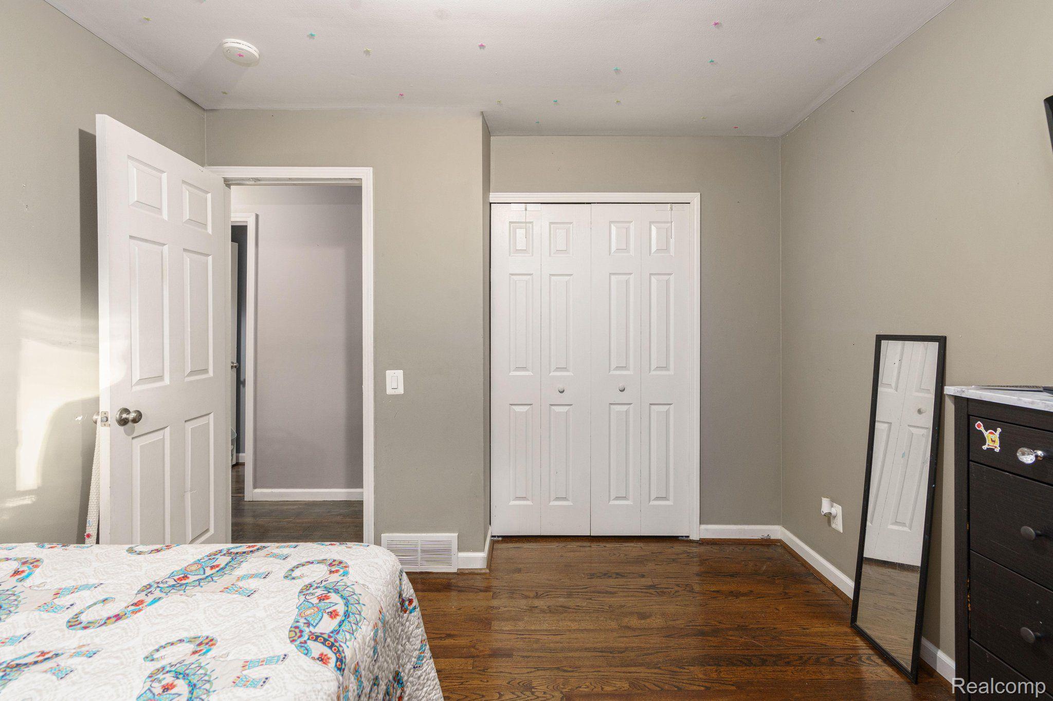 4885 Ormond Road White Lake, MI 48383 - Photo 27 of 30 Gallery Image 27