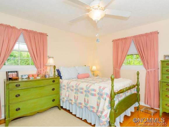 3 Knollridge Road Candler, NC 28715 - Photo 11 of 22 Gallery Image 11