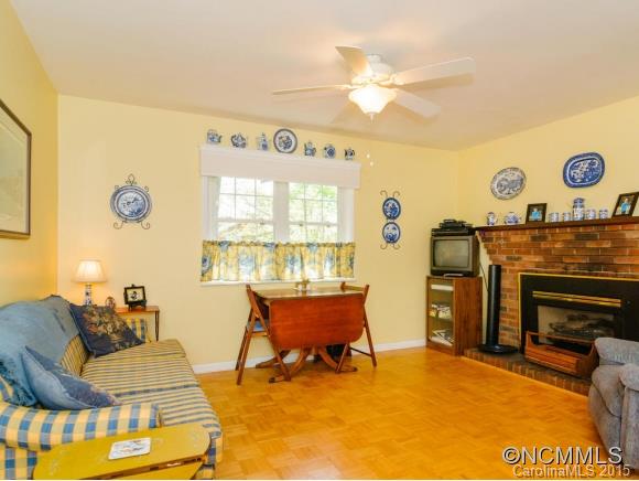 3 Knollridge Road Candler, NC 28715 - Photo 8 of 22 Gallery Image 8
