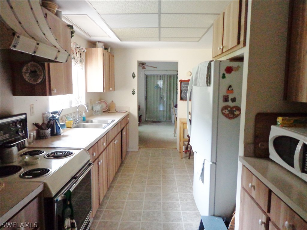 2168 Silver Lake Road LaBelle, FL 33935 - Photo 12 of 14 Gallery Image 12