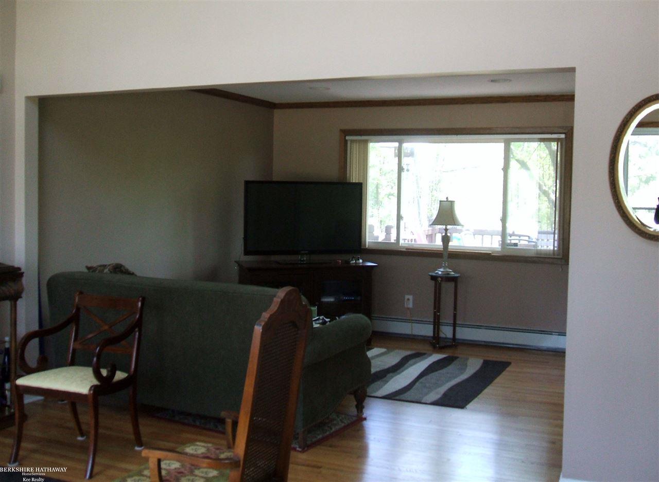 64460 Romeo Plank Road Ray, MI 48096 - Photo 14 of 40 31291562-13.JPG