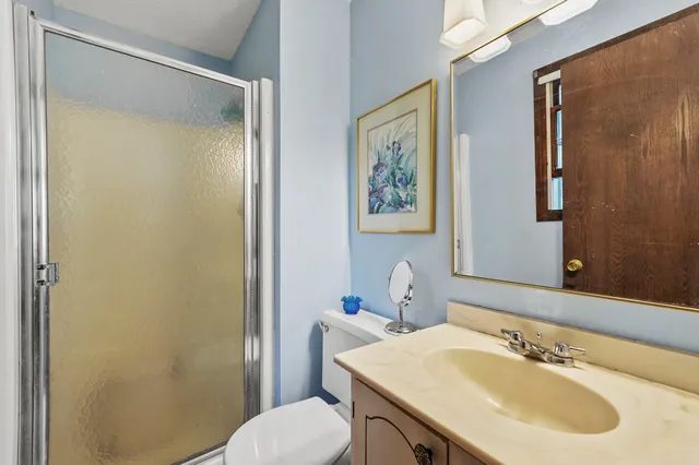 $630,000 | 40 Opal Avenue, Portsmouth, NH 03801