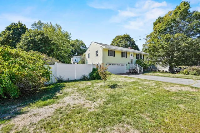 $630,000 | 40 Opal Avenue, Portsmouth, NH 03801
