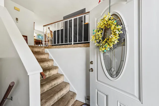 $630,000 | 40 Opal Avenue, Portsmouth, NH 03801