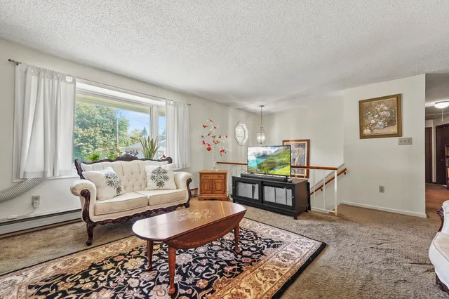 $630,000 | 40 Opal Avenue, Portsmouth, NH 03801