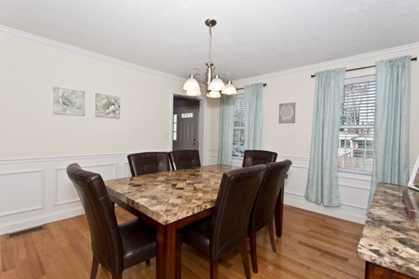 33 Donald Road Billerica, MA 01821 - Photo 8 of 26