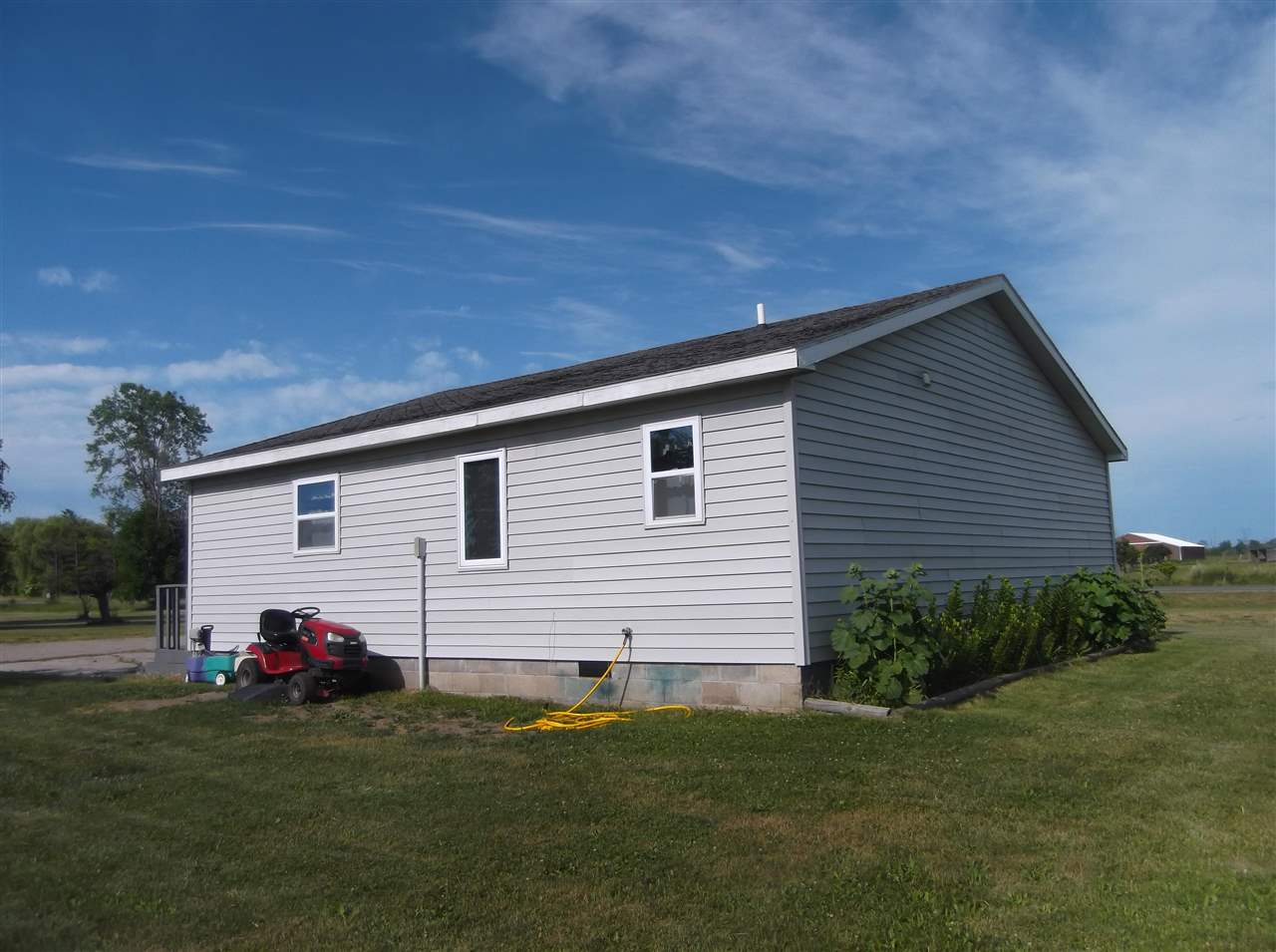 2105 Sage Lake Road Prescott, MI 48756 - Photo 4 of 17 1889062-3.JPG