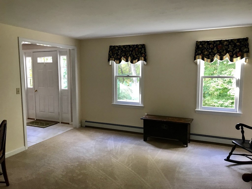 97 Chamberlain Road Uxbridge, MA 01569 - Photo 14 of 29 Gallery Image 14