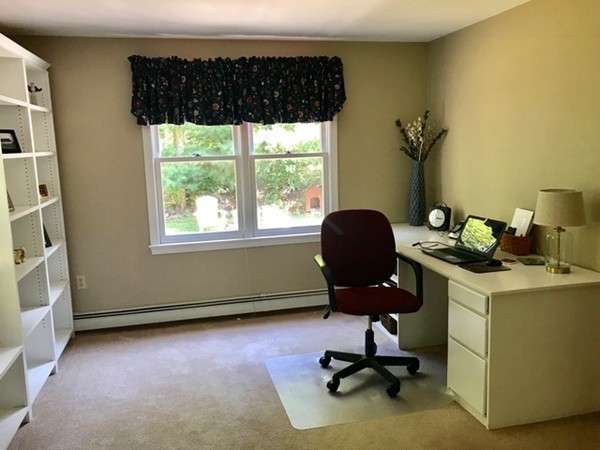 97 Chamberlain Road Uxbridge, MA 01569 - Photo 16 of 29 Gallery Image 16