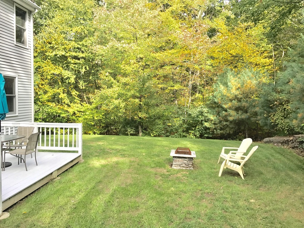 97 Chamberlain Road Uxbridge, MA 01569 - Photo 4 of 29 Gallery Image 4
