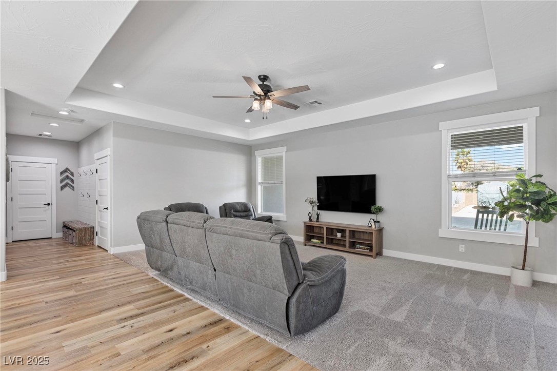 1395 Logandale Drive Logandale, NV 89021 - Photo 15 of 52