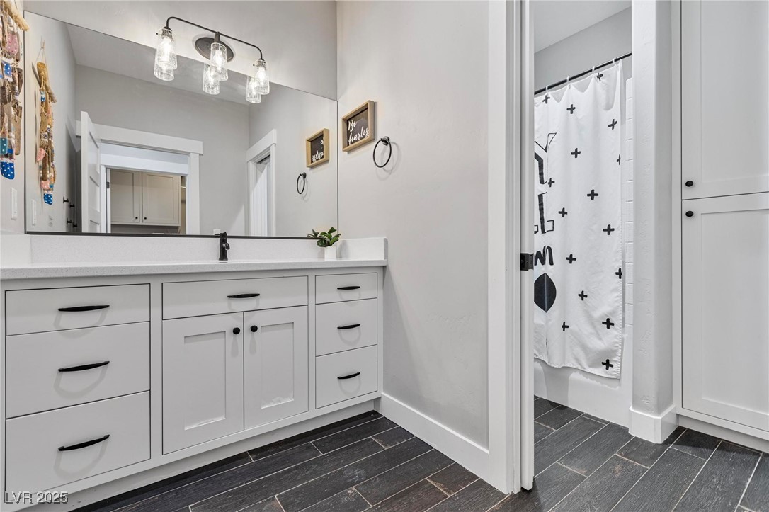 1395 Logandale Drive Logandale, NV 89021 - Photo 30 of 52 bathroom