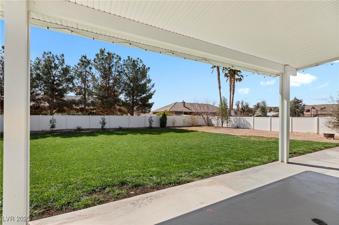 1395 Logandale Drive Logandale, NV 89021 - Photo 39 of 52