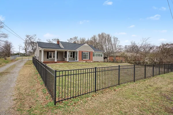 $2,150 | 704 Florence Circle, Madison, TN 37115