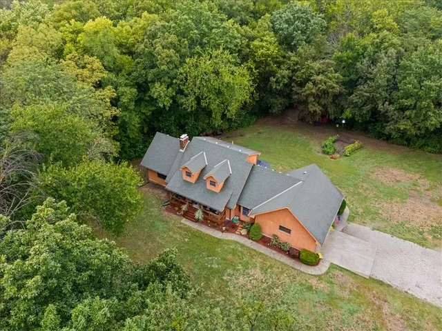 $525,000 | 17806 Redbud Circle, Pleasant Hill, MO 64080