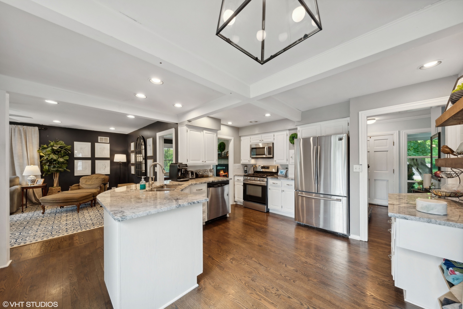 224 Orchard Road North Barrington, IL 60010 - Photo 11 of 34 a large kitchen with stainless steel appliances lots of counter space