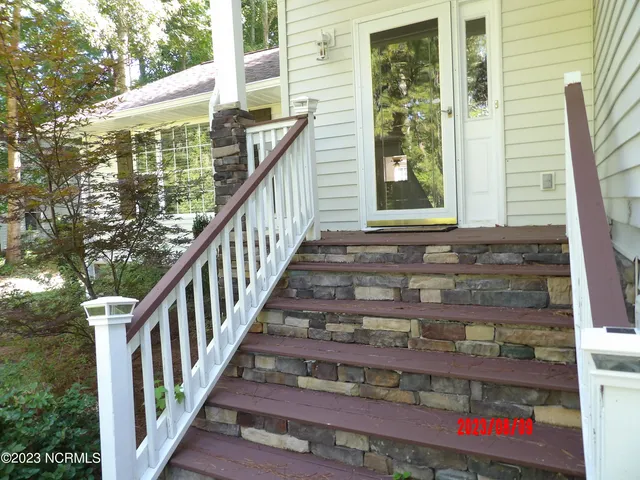 $1,800 | 101 Woodcrest Circle, New Bern, NC 28560