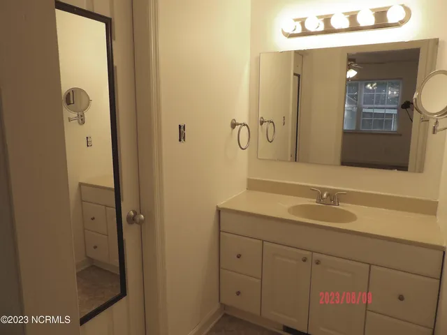 $1,800 | 101 Woodcrest Circle, New Bern, NC 28560