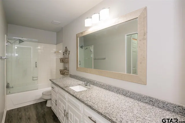 $1,650 | 5825 Hollytree Drive, Tyler, TX 75703