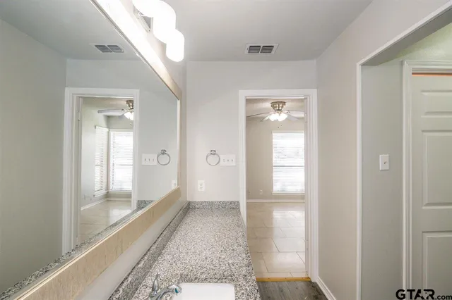 $1,650 | 5825 Hollytree Drive, Tyler, TX 75703