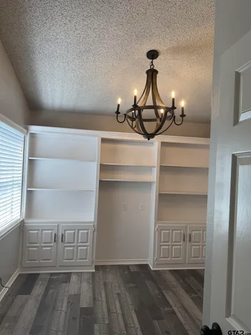 $1,650 | 5825 Hollytree Drive, Tyler, TX 75703