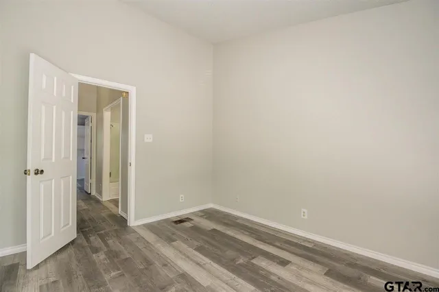 $1,650 | 5825 Hollytree Drive, Tyler, TX 75703