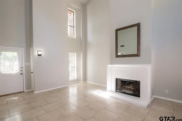 $1,650 | 5825 Hollytree Drive, Tyler, TX 75703