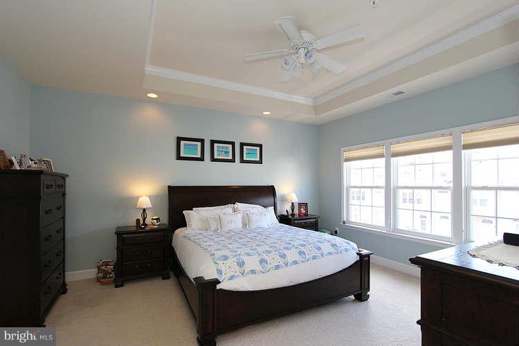 628 Cedar Spring Street Gaithersburg, MD 20877 - Photo 17 of 29 Bedroom