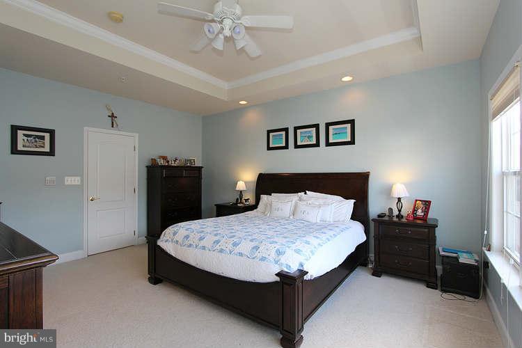 628 Cedar Spring Street Gaithersburg, MD 20877 - Photo 18 of 29 Bedroom