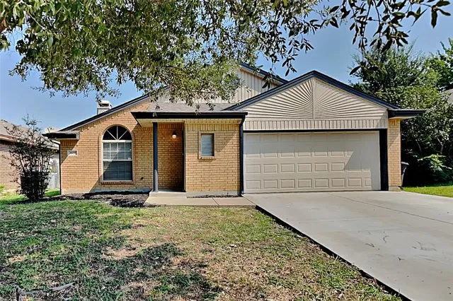 $1,845 | 4637 Goldrock Drive, Fort Worth, TX 76137