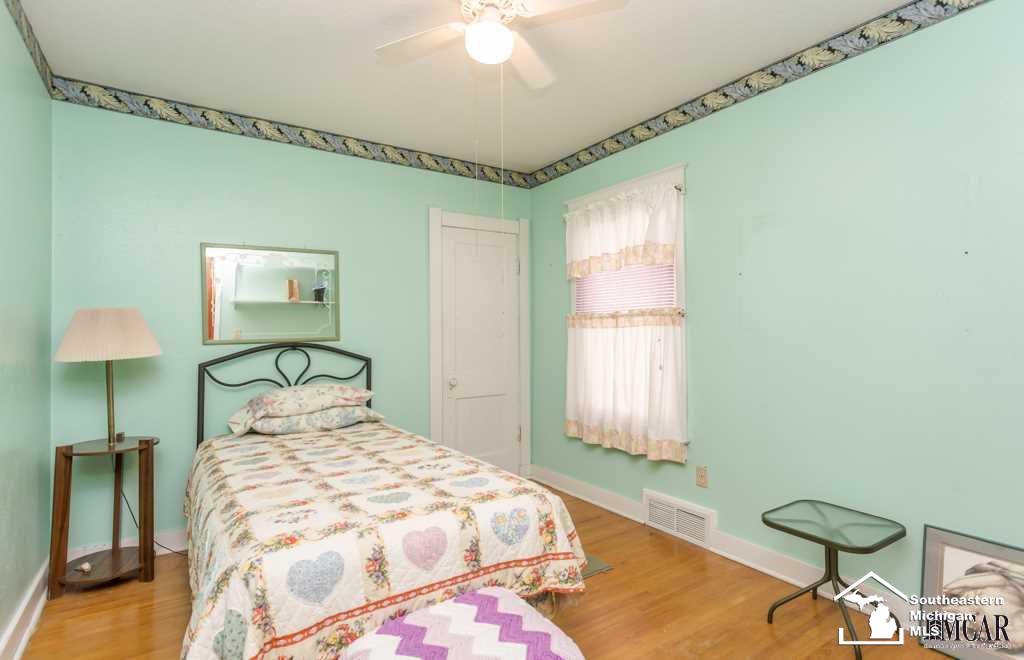 8265 Monroe Road Lambertville, MI 48144 - Photo 17 of 29