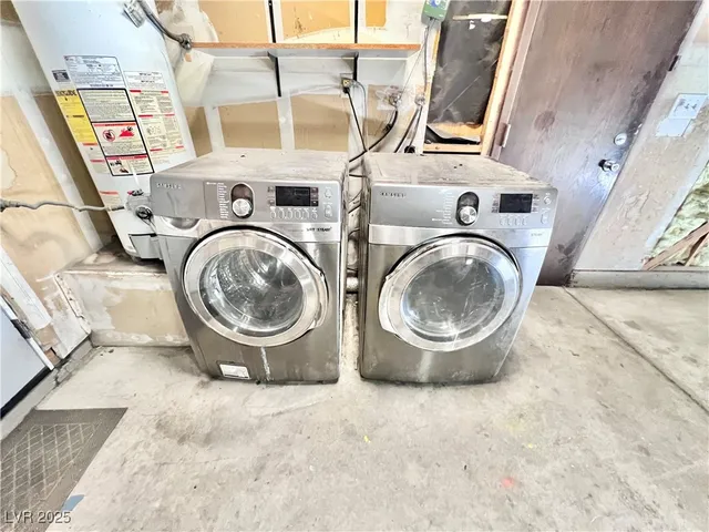 $2,100 | 5828 West Divers Cove Way, Las Vegas, NV 89108