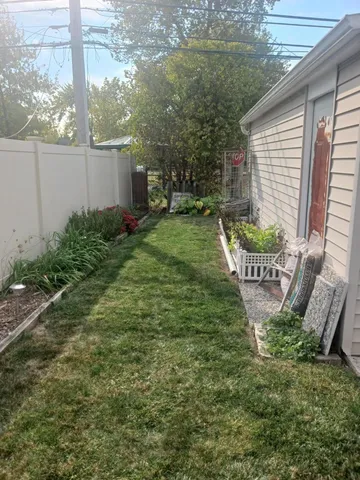 $169,900 | 1019 Cloverlawn Boulevard, Lincoln Park, MI 48146