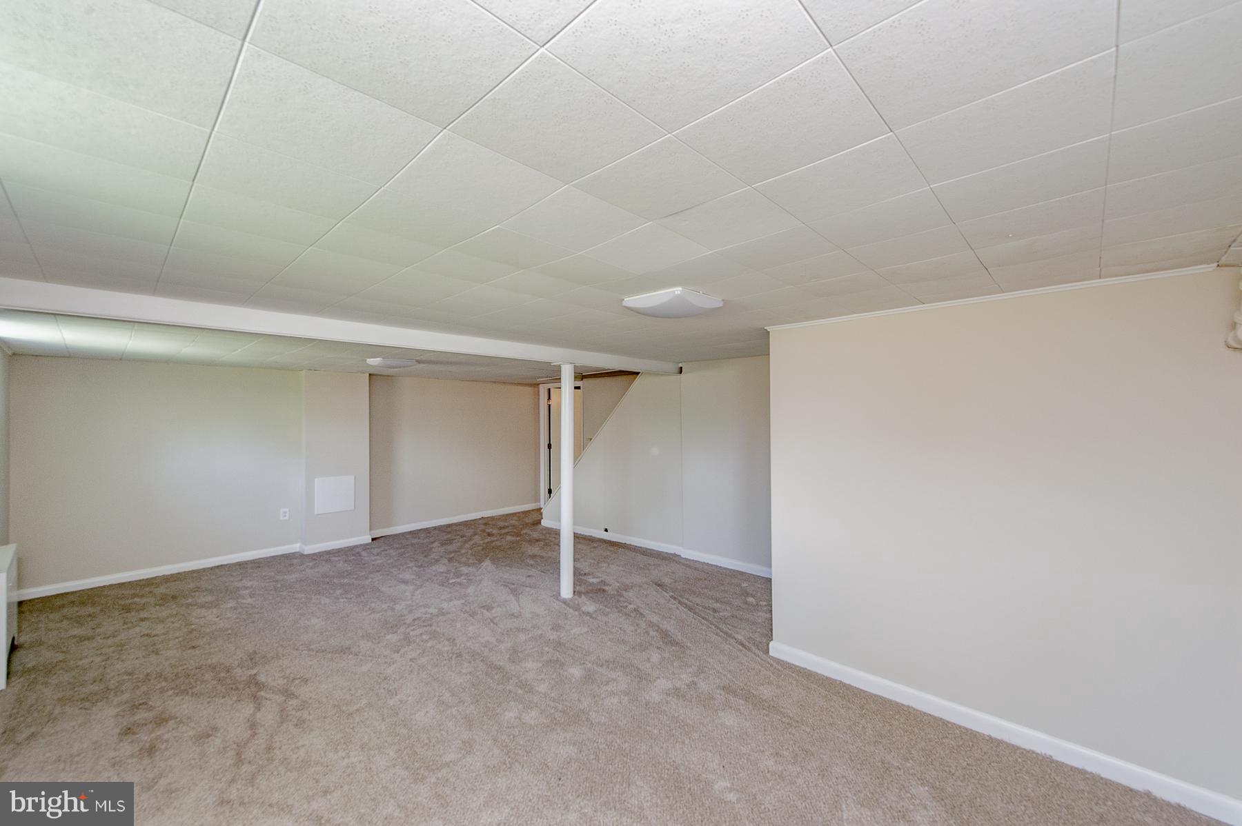 712 Cliffedge Road Baltimore, MD 21208 - Photo 24 of 27 Family Room