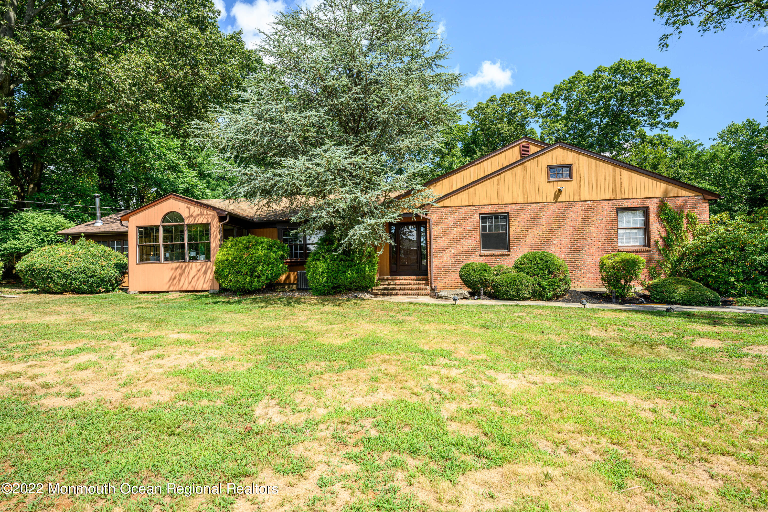 9 Partridge Holmdel, NJ 07733 - Photo 3 of 46 9_Partridge_Run-4