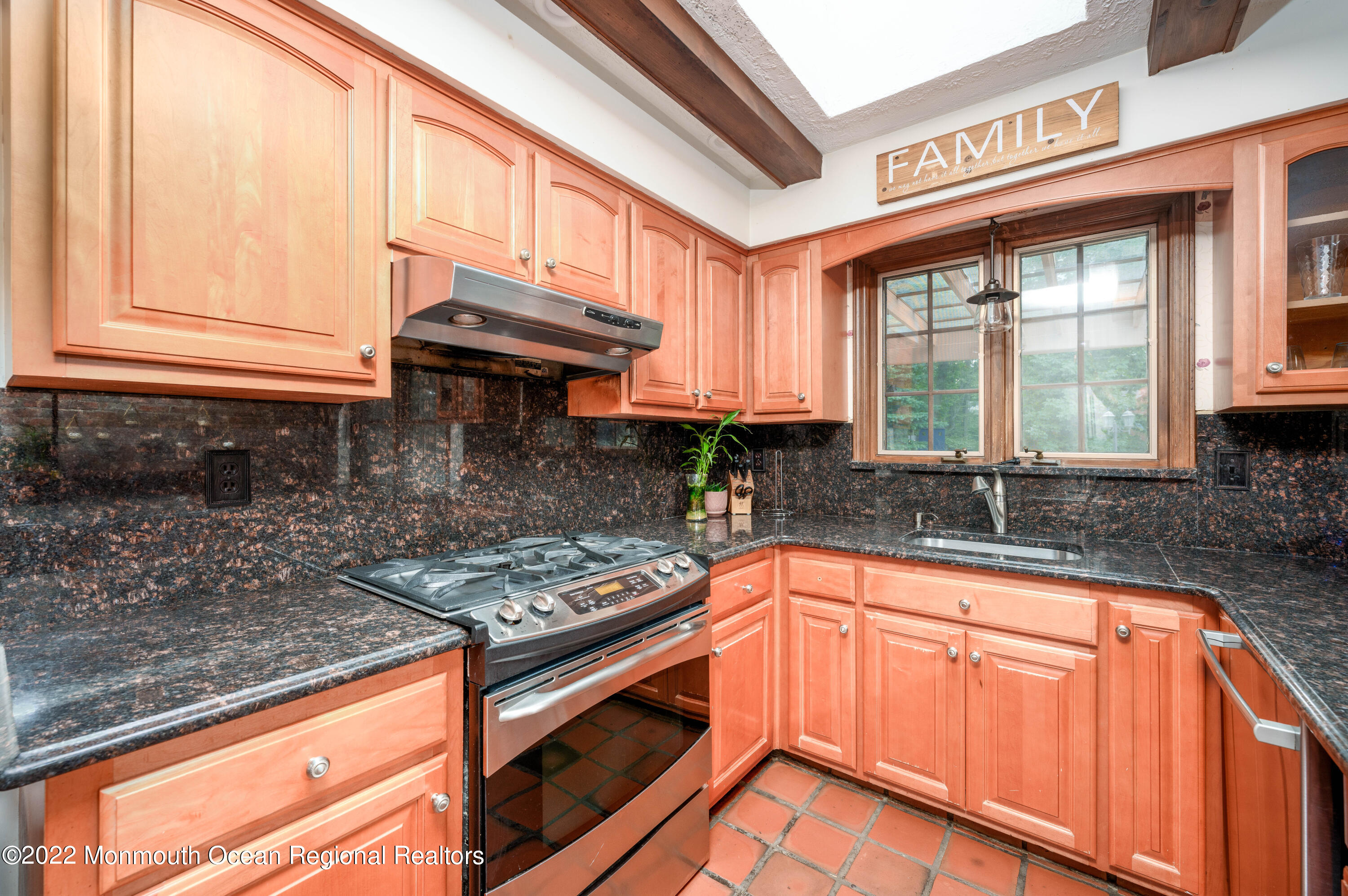 9 Partridge Holmdel, NJ 07733 - Photo 32 of 46 9_Partridge_Run-33