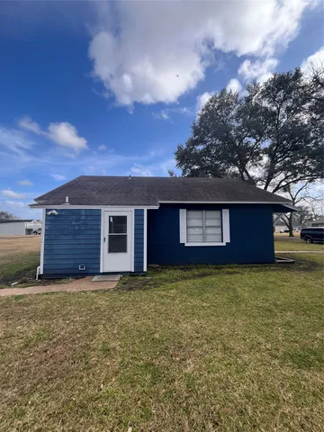 $1,300 | 1553 Dover Street, Unit 9, Boling, TX 77420