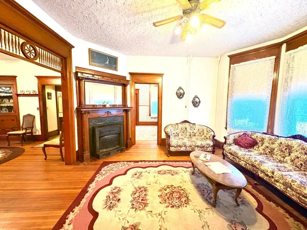 $249,900 | 1122 Pine Street, Dawson, MN 56232