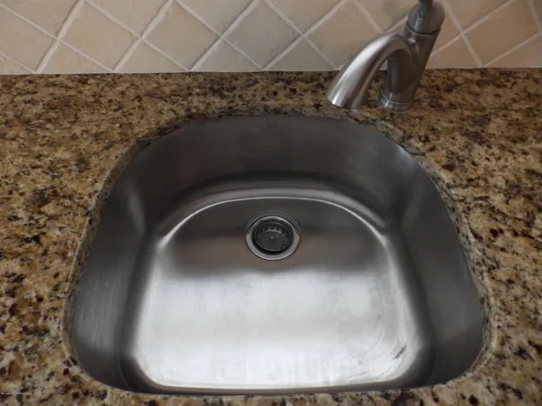 $2,100 | 25 Hyannis Street, Toms River, NJ 08757