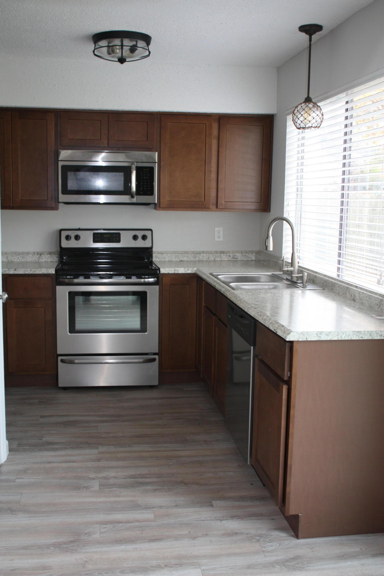 122 Traders Station Road Summerville, SC 29486 - Photo 15 of 32 IMG_5451
