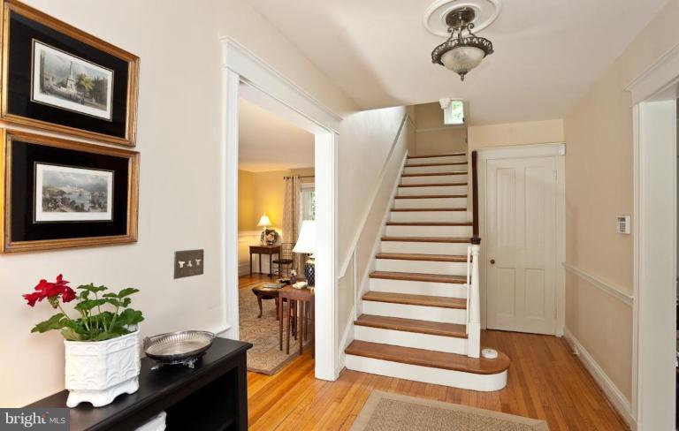 3802 Juniper Road Baltimore, MD 21218 - Photo 8 of 24 Entrance / Foyer