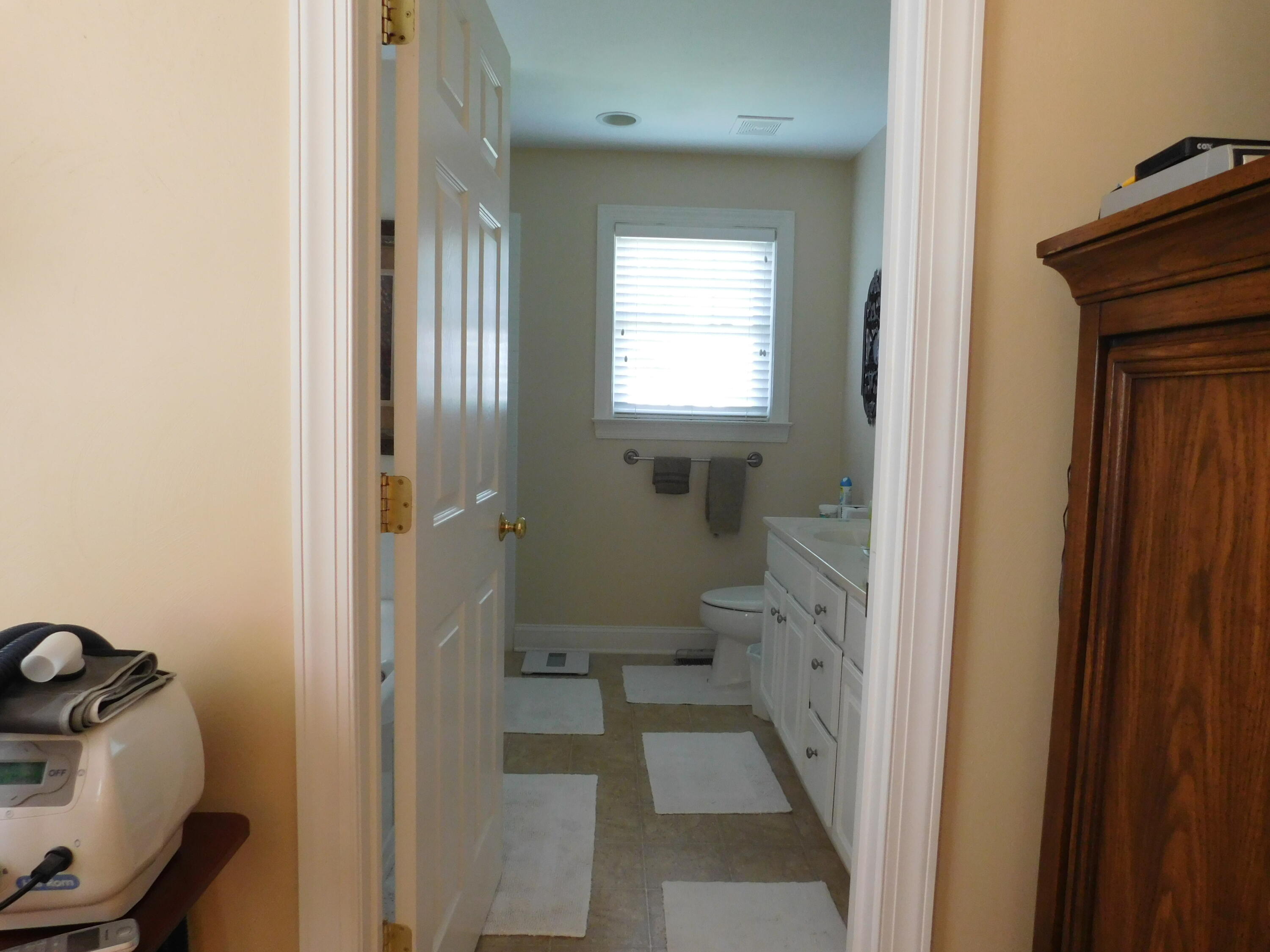 5722 Huntridge Road Roanoke, VA 24012 - Photo 42 of 79 Master Suite