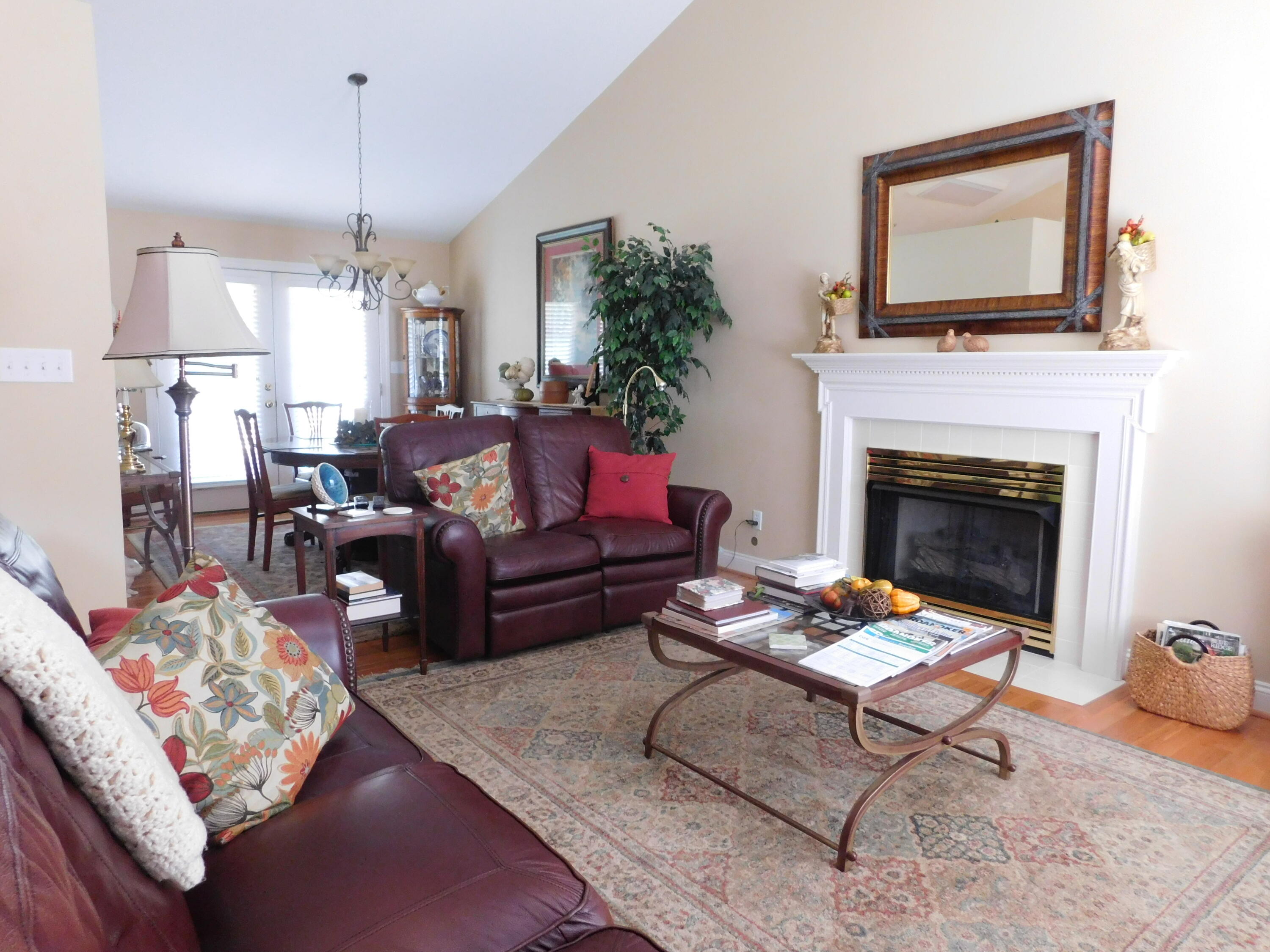 5722 Huntridge Road Roanoke, VA 24012 - Photo 6 of 79 Great Room